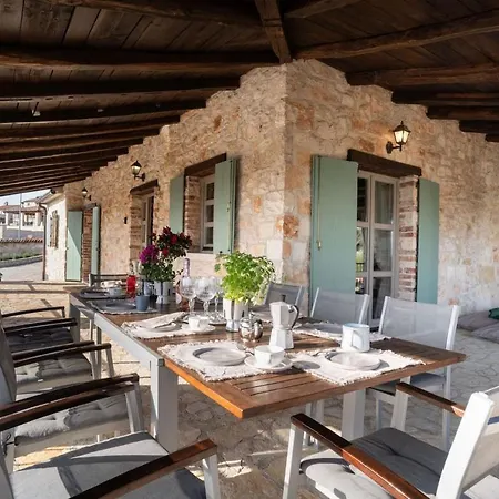Rustic Amyra With Pool And Grill In Porec