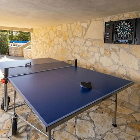 Rustic Amyra With Pool And Grill In Porec * Sveti Lovreč Pazenatički