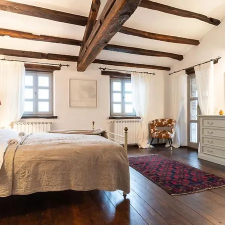 Rustic Amyra With Pool And Grill In Porec Villa