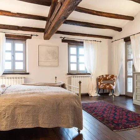 Villa Rustic Amyra With Pool And Grill In Porec